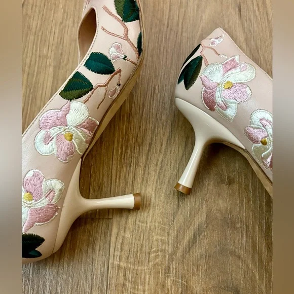 Kate Spade ♠️ Blush Pink Embroidered Floral Pumps - Picture 4 of 4